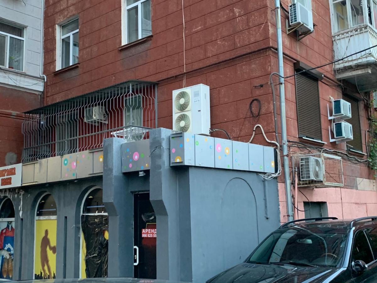 Студия-Люкс С Двумя Спальнями На Соборной Mikolajiv Kültér fotó